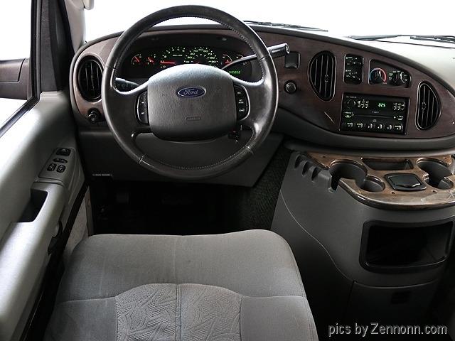 2004 Ford Econoline (CC-1266832) for sale in Addison, Illinois