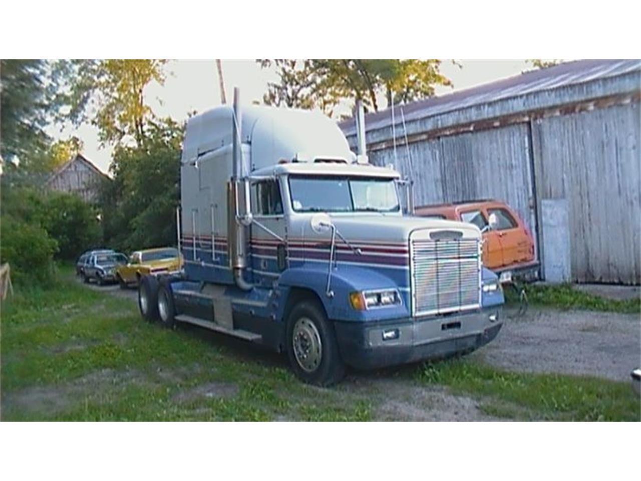 freightliner trucks classic