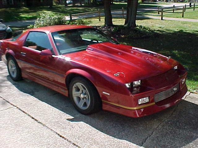 1985 Chevrolet Camaro IROC-Z (CC-1268936) for sale in Painesville, Ohio