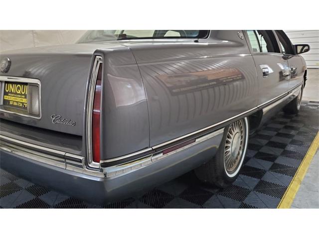 1994 Cadillac Sedan (CC-1269602) for sale in Mankato, Minnesota