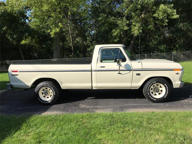 1975 Ford F250 (CC-1260973) for sale in McHenry, Illinois