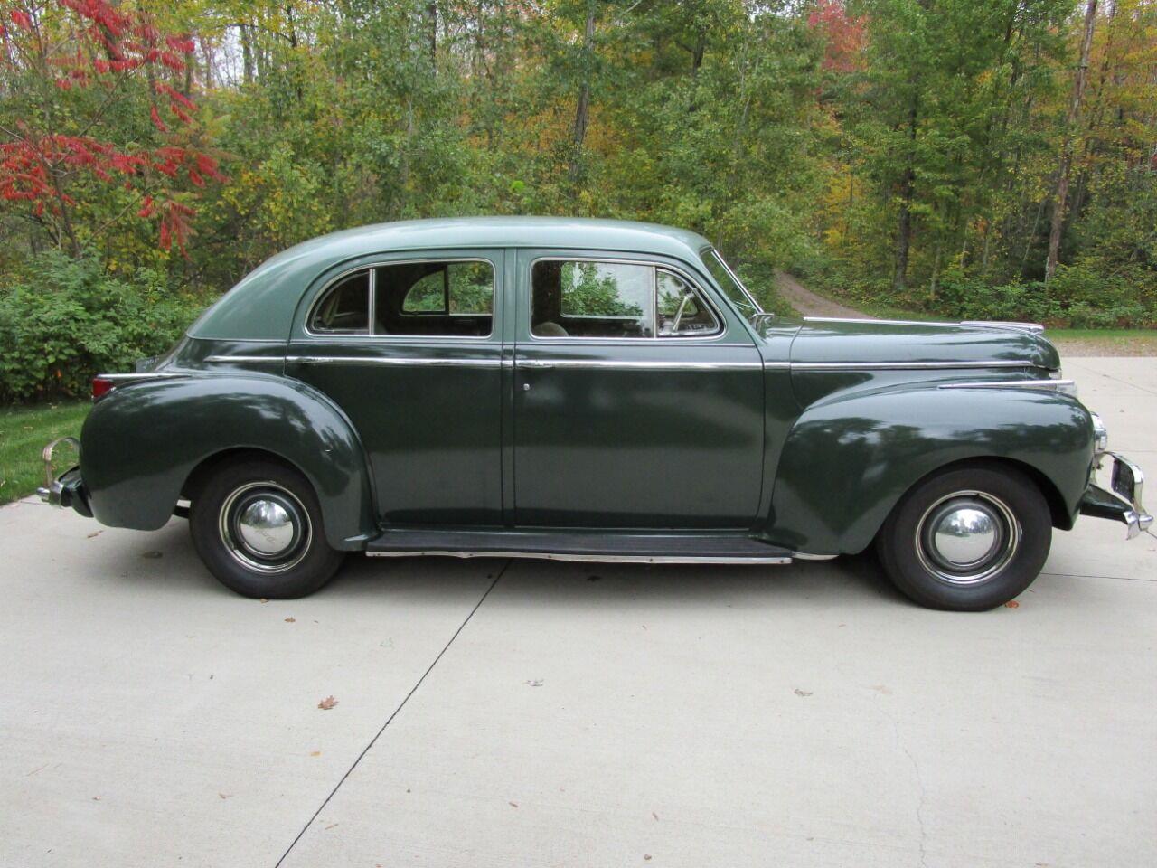 Dodge luxury liner 1941