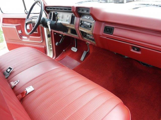 1986 ford f150 interior