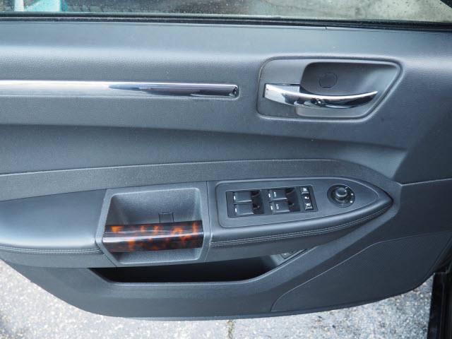 2008 Chrysler 300 (CC-1274791) for sale in Downers Grove, Illinois