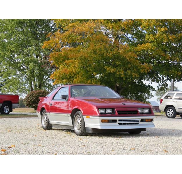 Dodge daytona 1985