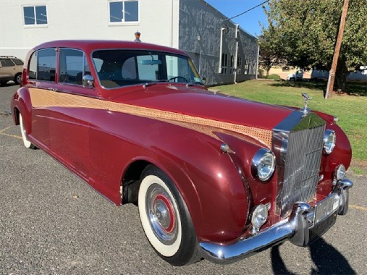 Rolls Royce Phantom Silver cloud