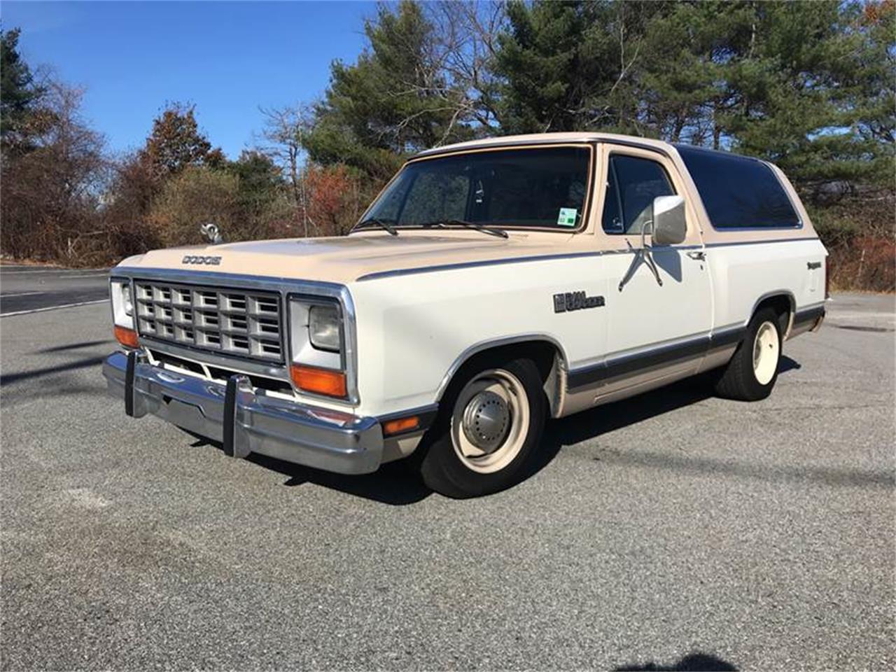 Dodge Ramcharger 1983