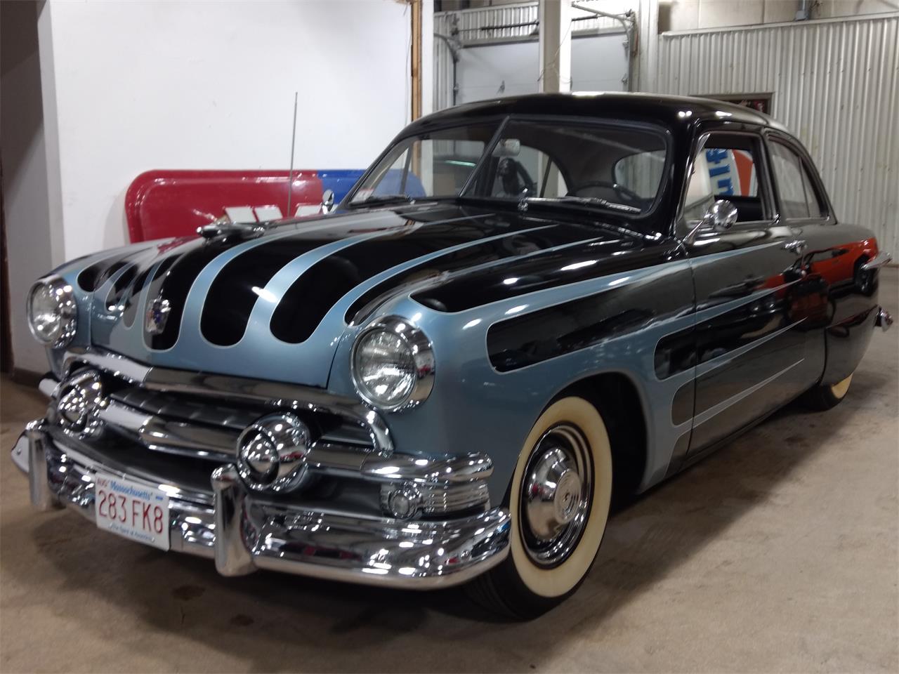 Ford custom deluxe