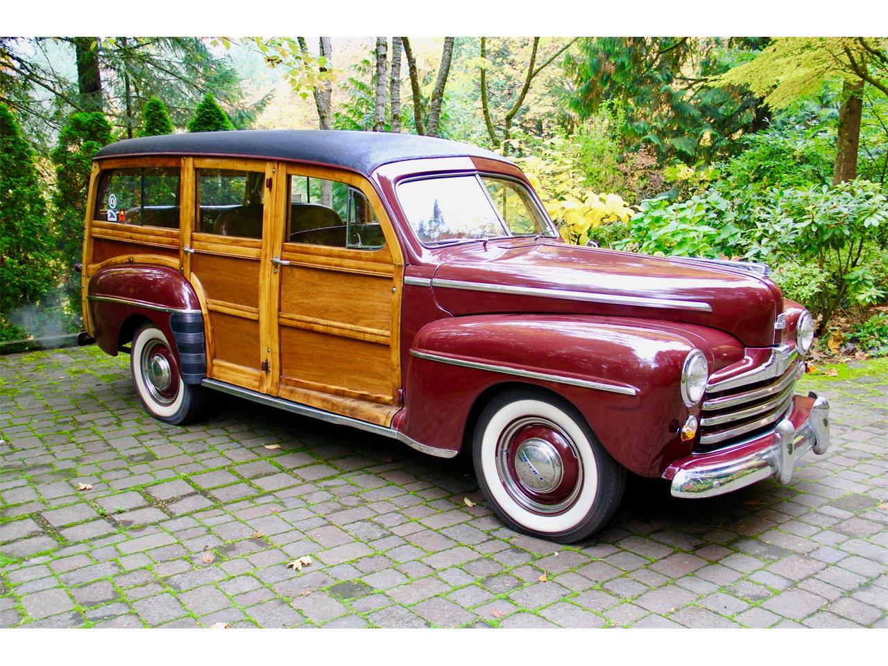 18655484-1947-ford-woody-wagon-std.jpg