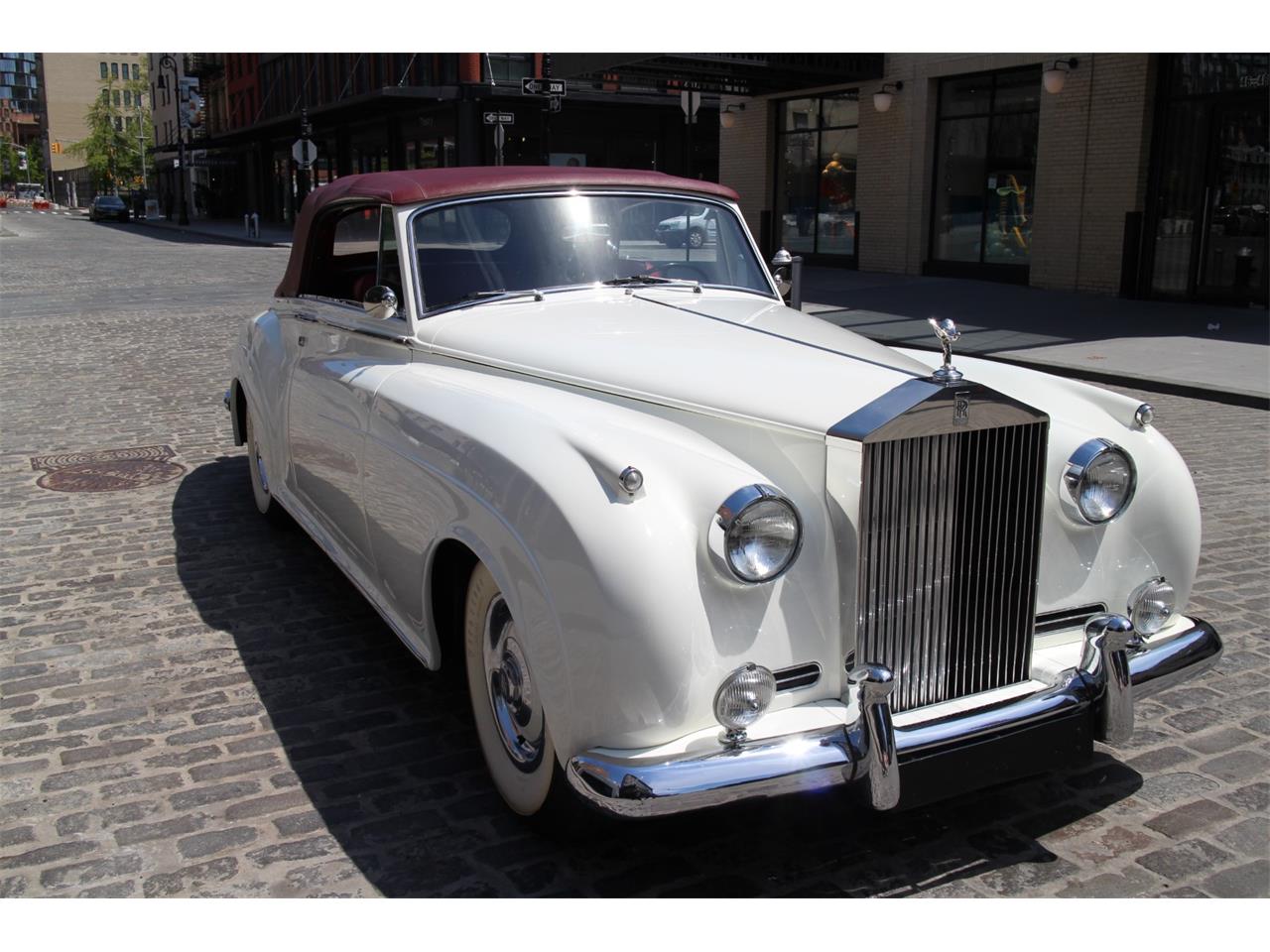 Rolls Royce Silver Cloud II 1961 cabriolet échelle 1/18