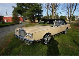 1984 Lincoln Town Car (CC-1304162) for sale in Monroe, New Jersey