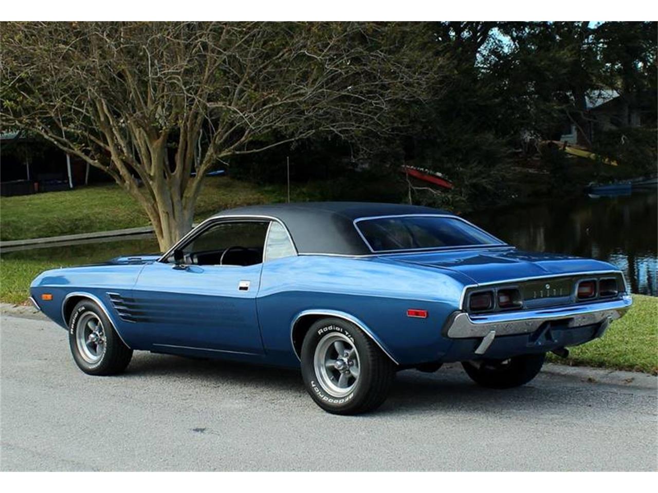 Dodge challenger 1973