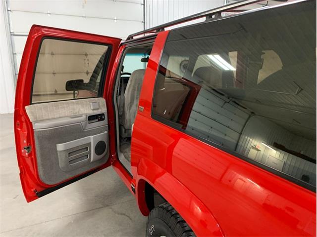 1993 Chevrolet Suburban (CC-1309764) for sale in Holland , Michigan