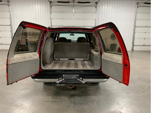 1993 Chevrolet Suburban (CC-1309764) for sale in Holland , Michigan