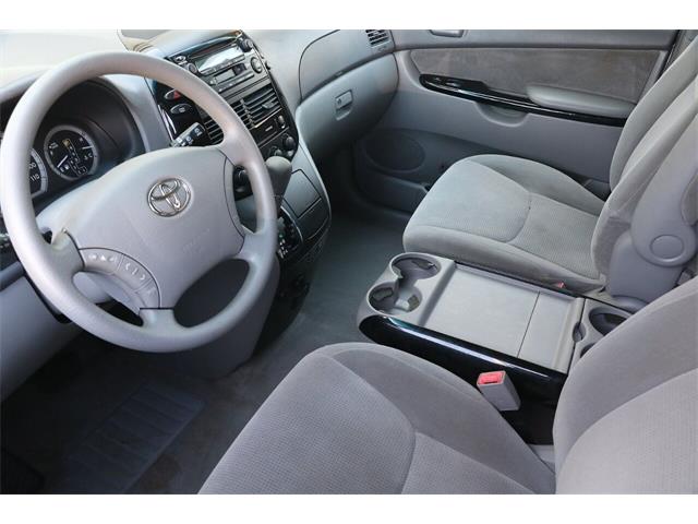 2004 Toyota Sienna (CC-1310485) for sale in Dinuba, California