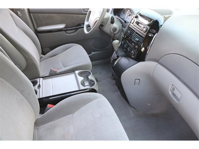 2004 Toyota Sienna (CC-1310485) for sale in Dinuba, California
