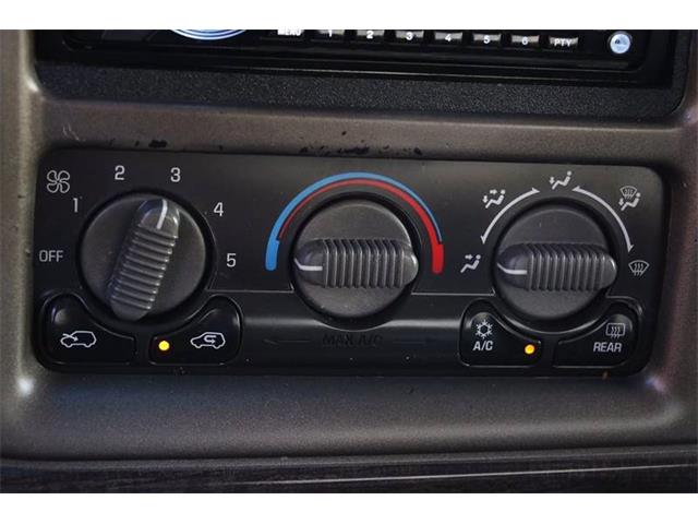 2002 GMC Sierra 1500 (CC-1310530) for sale in Dinuba, California