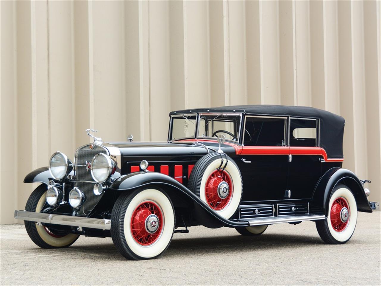 Cadillac deville 1930