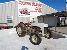 1942 Ford Tractor (CC-1318451) for sale in Staunton, Illinois