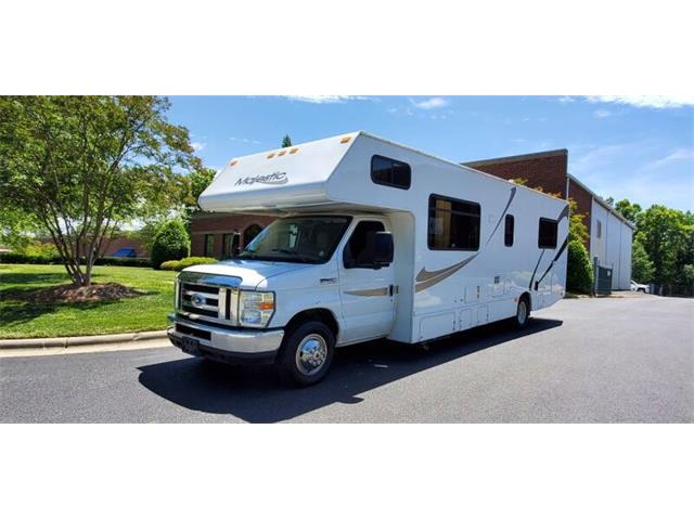2014 Four Winds Recreational Vehicle (CC-1321701) for sale in Charlotte, North Carolina
