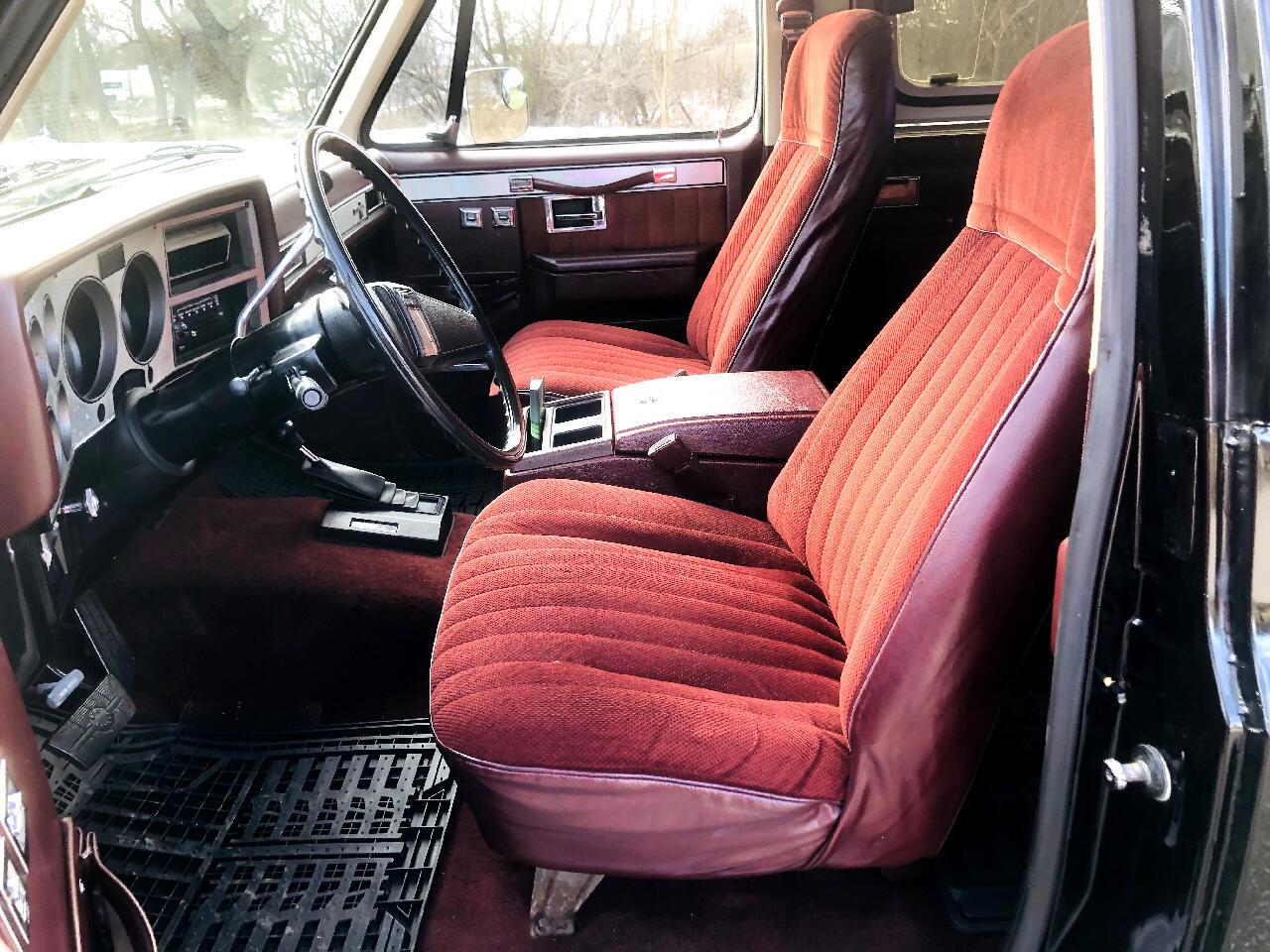 1985 chevy blazer interior