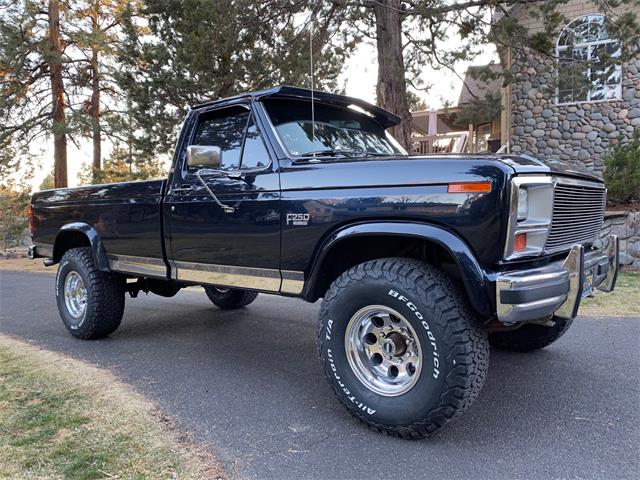 1985 Ford F250 (CC-1333506) for sale in Bend, Oregon