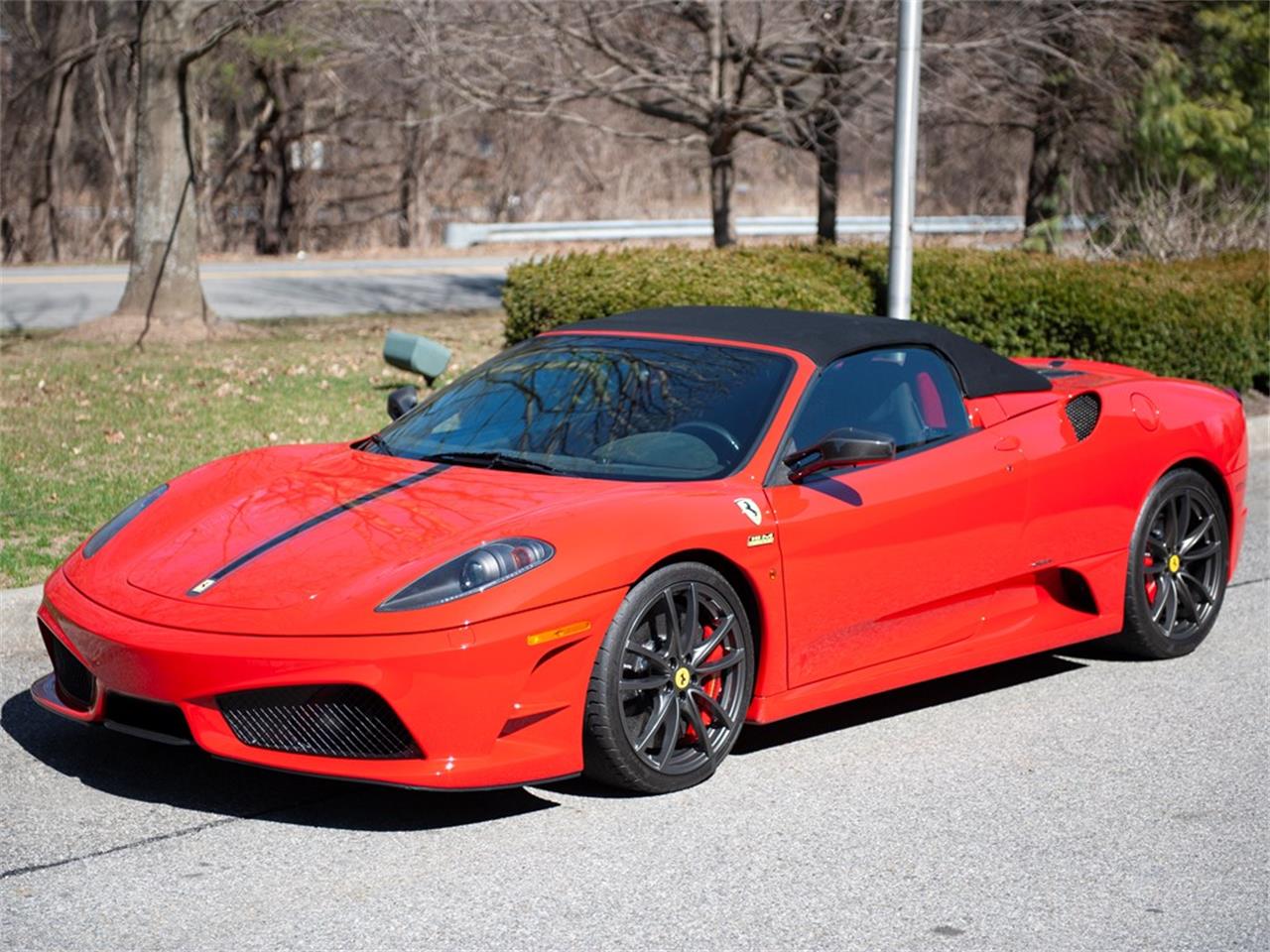 Ferrari Scuderia Spider 16m