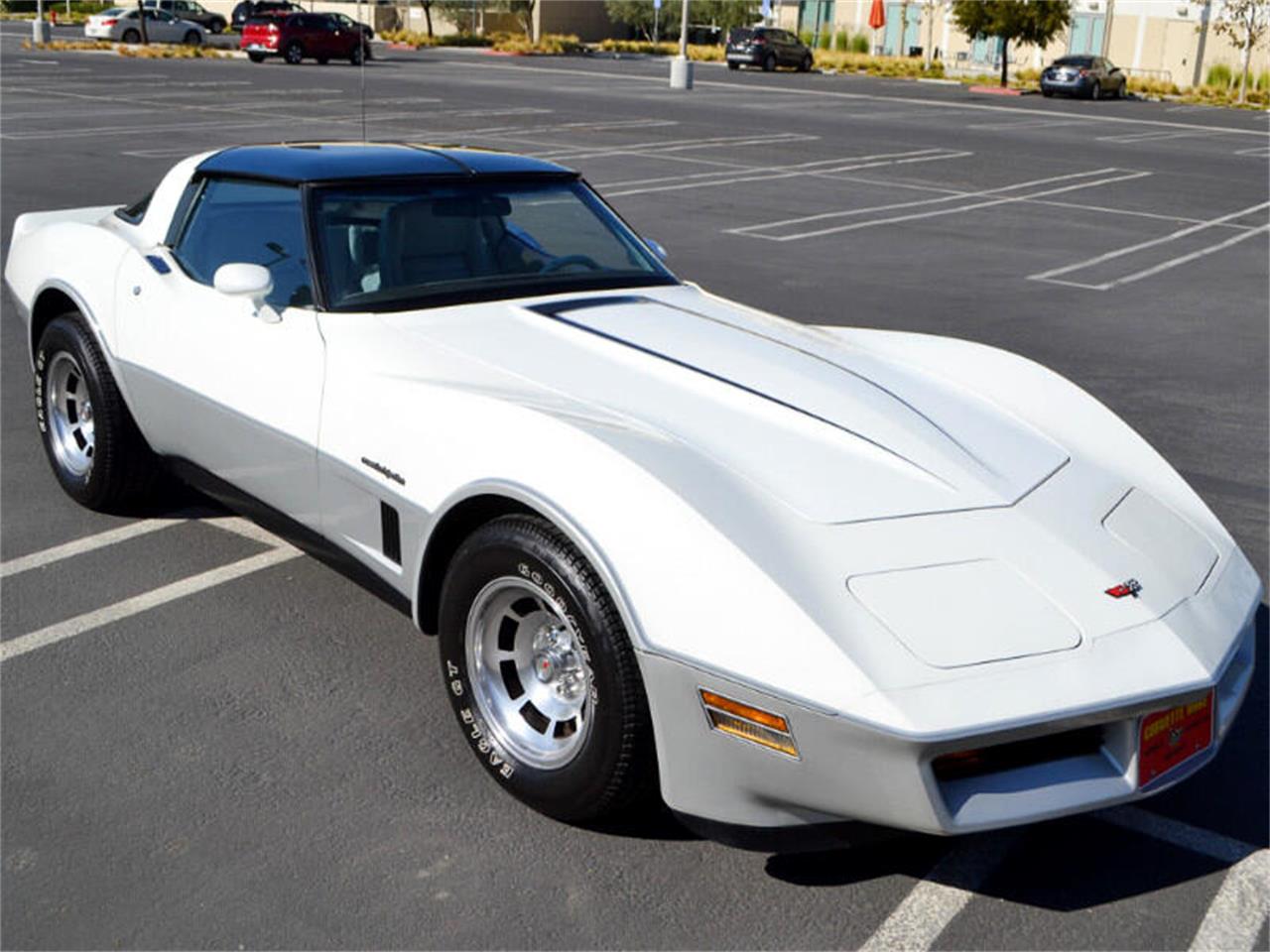 Chevrolet corvette 1982