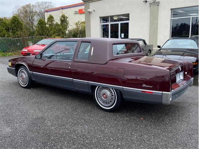 1989 Cadillac Fleetwood (CC-1344170) for sale in West Babylon, New York