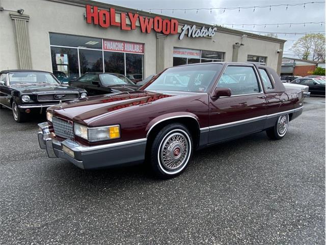 1989 Cadillac Fleetwood (CC-1344170) for sale in West Babylon, New York