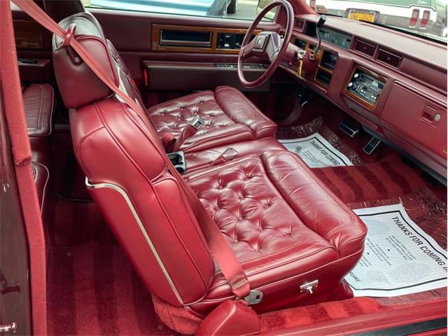 1989 Cadillac Fleetwood (CC-1344170) for sale in West Babylon, New York