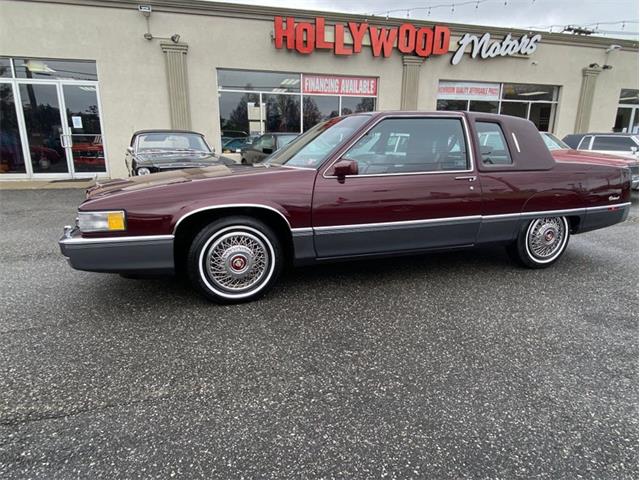 1989 Cadillac Fleetwood (CC-1344170) for sale in West Babylon, New York
