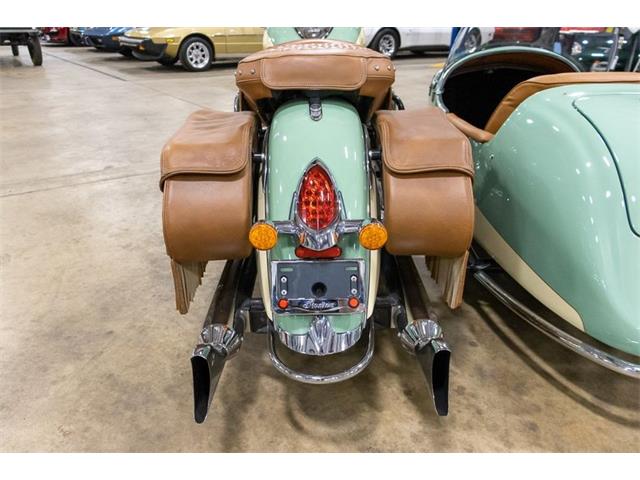 2016 Indian Motorcycle® Chief® Vintage Willow Green and Ivory