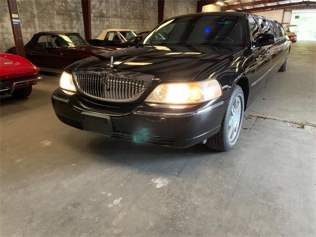 2011 Lincoln Town Car (CC-1355632) for sale in Sarasota, Florida