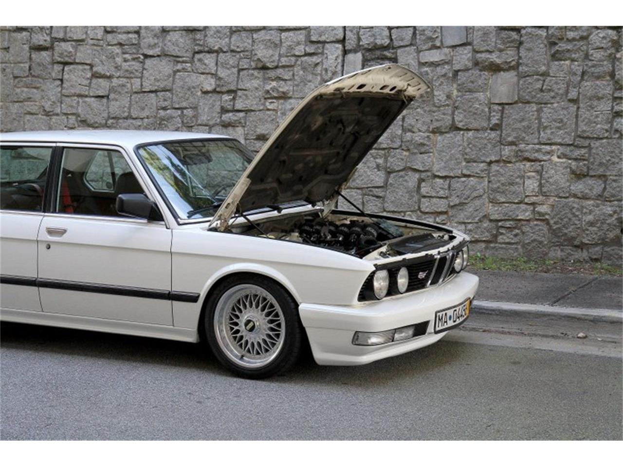 19 Bmw 528e For Sale Classiccars Com Cc