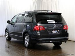 2011 Volkswagen Routan (CC-1361932) for sale in Addison, Illinois