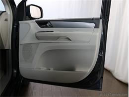 2011 Volkswagen Routan (CC-1361932) for sale in Addison, Illinois