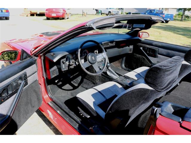 1988 Chevrolet Camaro IROC Z28 (CC-1362058) for sale in Columbiaville, Michigan