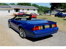 1989 Chevrolet Camaro IROC Z28 (CC-1362215) for sale in Columbiaville, Michigan