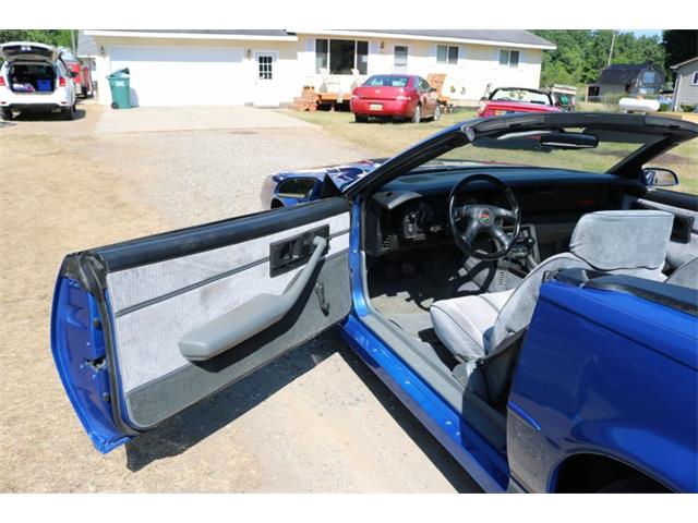 1989 Chevrolet Camaro IROC Z28 (CC-1362215) for sale in Columbiaville, Michigan