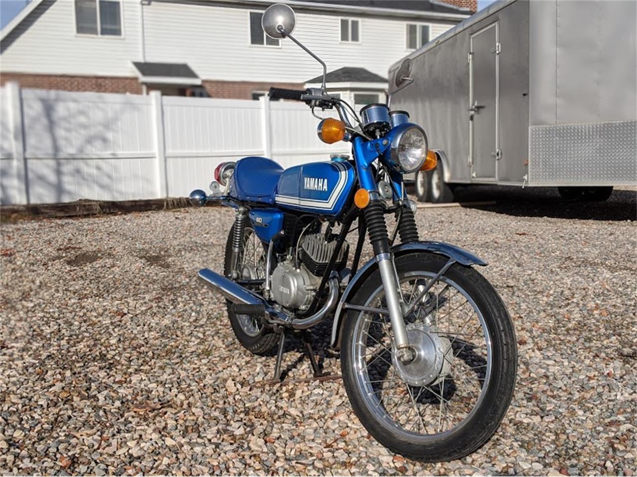 21171547-1973-yamaha-dirt-bike