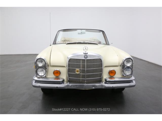1965 Mercedes-Benz 220SE (CC-1363893) for sale in Beverly Hills, California