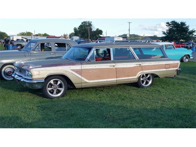 1963 Ford Country Squire (CC-1365162) for sale in LA CROSSE, Wisconsin