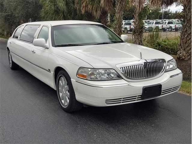 2005 Lincoln Town Car (CC-1367567) for sale in Punta Gorda, Florida