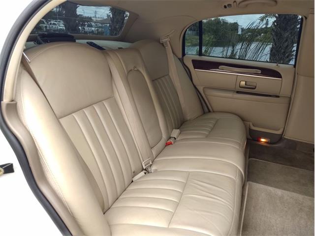 2005 Lincoln Town Car (CC-1367567) for sale in Punta Gorda, Florida