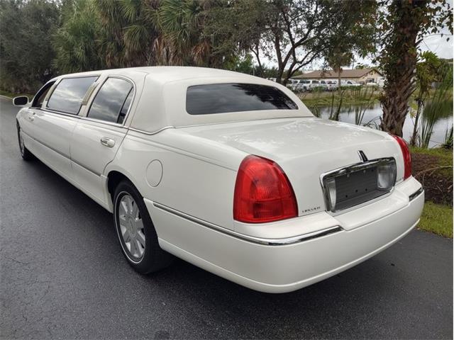 2005 Lincoln Town Car (CC-1367567) for sale in Punta Gorda, Florida