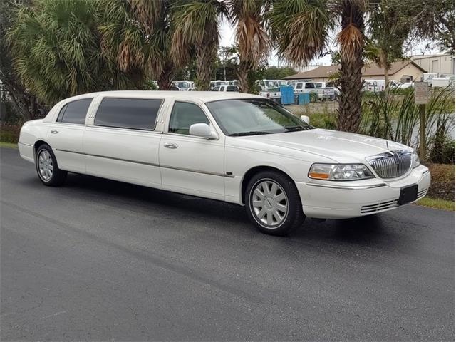 2005 Lincoln Town Car (CC-1367567) for sale in Punta Gorda, Florida
