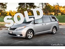 2014 Toyota Sienna (CC-1368538) for sale in Concord, California