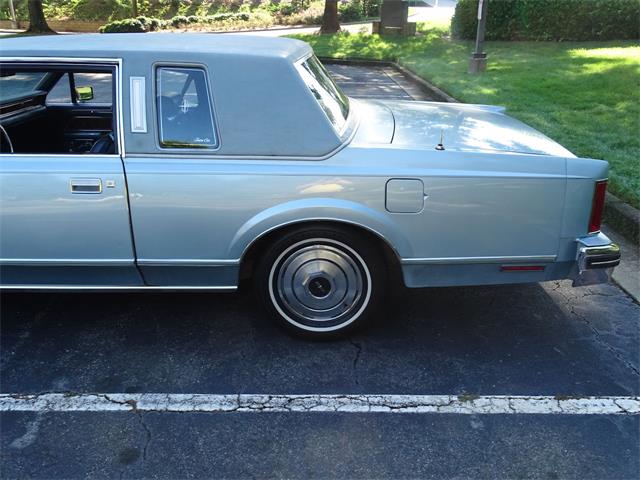 1981 Lincoln Town Car (CC-1372546) for sale in O'Fallon, Illinois