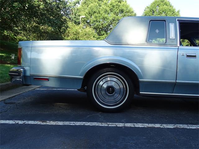 1981 Lincoln Town Car (CC-1372546) for sale in O'Fallon, Illinois